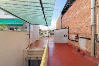 Casa a schiera in Ca n'Oriac. Casa adosada en planta con terraza en venta en ca noriac