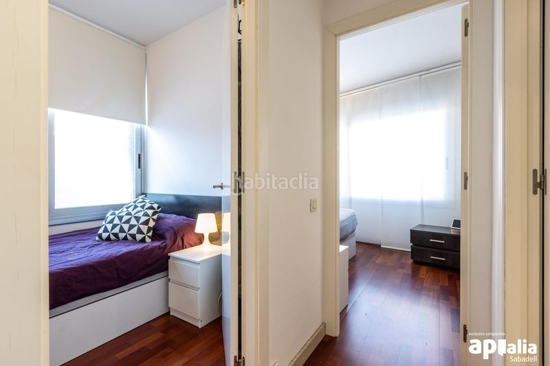 Foto 1dce6c9c-f08a-4d45-8f05-de1ca57ae4d9. Pis a Creu Alta Sabadell