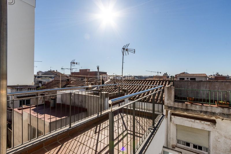 Foto e854fe83-80d3-4945-ad4d-437072e6ebda. Casa amb calefacció aparcament a Gràcia Sabadell