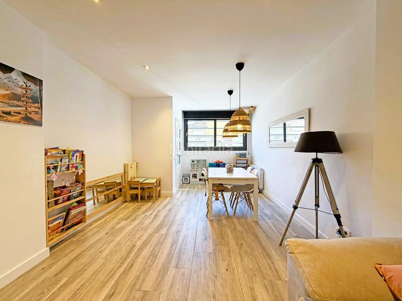 Foto 75d0a9b1-774d-470e-bf9d-a36e1e7aa664. Casa adossada amb calefacció a La Plana del Pintor Sabadell