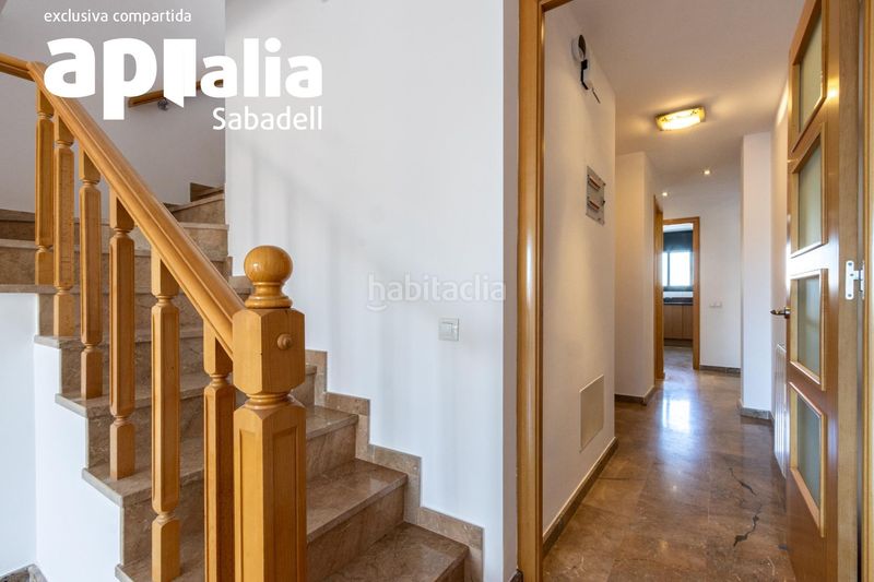 Foto cd9be70d-2a12-44b6-8484-1c56ca7e1c22. Dúplex amb calefacció aparcament a Can Rull Sabadell