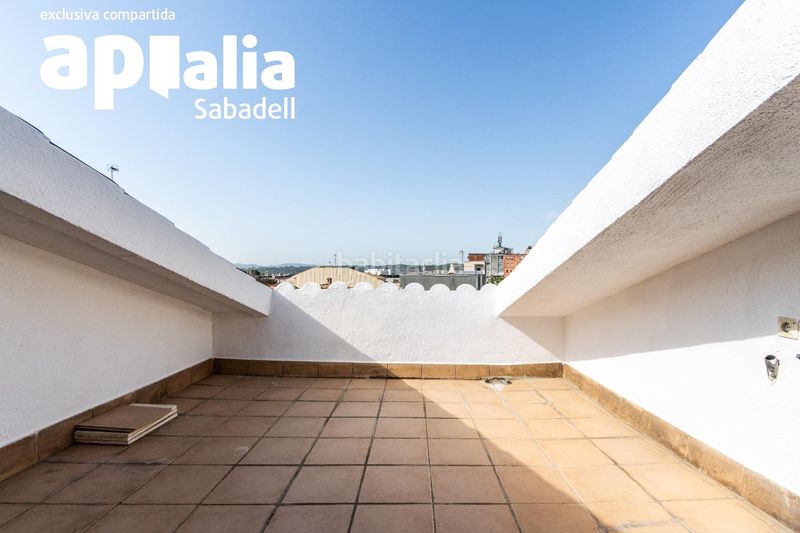 Foto f966c35a-52de-4442-8e71-2162841be932. Dúplex amb calefacció aparcament a Can Rull Sabadell