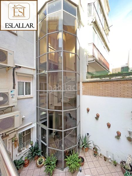 Foto 3066a74e-79b6-4197-9214-9d9929286b0e. Casa adossada amb calefacció aparcament a Ca n'Oriac Sabadell