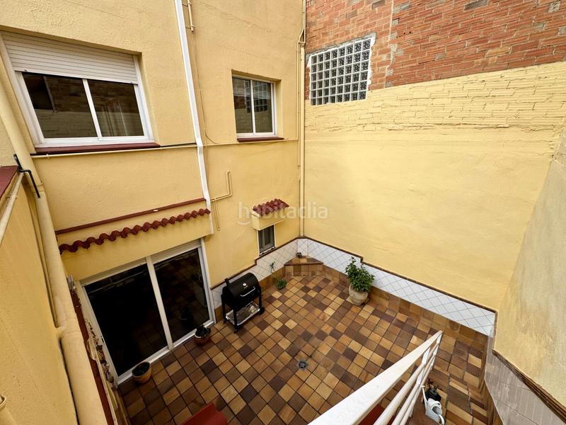 Foto 07b350ea-144b-4fec-8af1-997a07b9f835. Casa  en venta en la Creu Alta de 163m con patio y parking en Sabadell