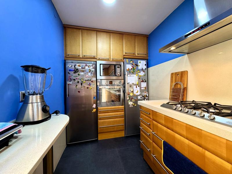 Foto f637eef0-b378-41e1-8e12-9a21ca84b80c. Casa  en venta en la Creu Alta de 163m con patio y parking en Sabadell