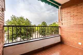 Piso  Carrer de prat de la riba. Piso de 4 habitaciones, junto al hotel catalonia