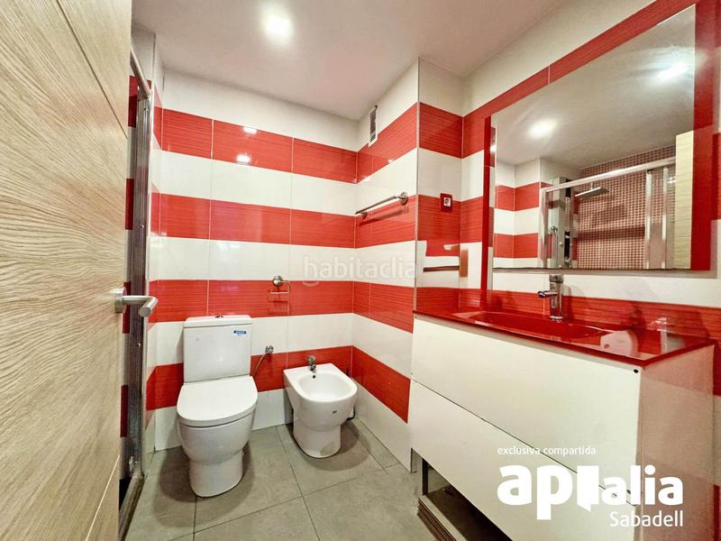 Foto 3cdc9678-b7cc-43fe-be03-cfc3ff19e725. Appartamento con parcheggio in Can Puiggener Sabadell