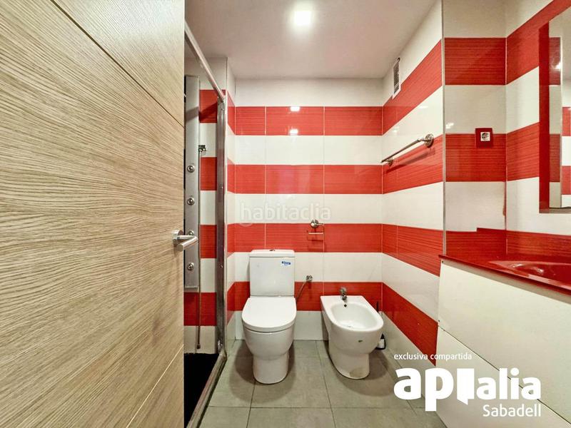 Foto 8764702a-665e-4738-98fd-dc1fcd3035ee. Appartamento con parcheggio in Can Puiggener Sabadell