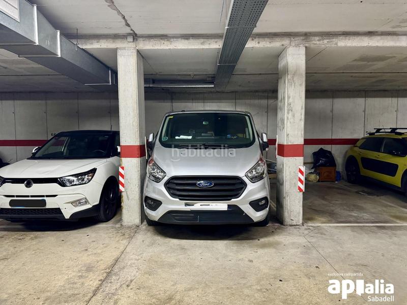 Foto b2b631d1-580a-4ac5-90d6-7211bd1cb411. Appartamento con parcheggio in Can Puiggener Sabadell