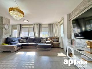 Pis a Can Puiggener. Amplio piso en can puiggener, sabadell  ideal para familias