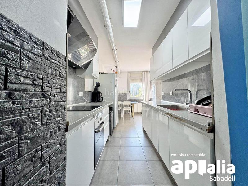 Foto e38b012f-6778-42cb-930f-504702b847e8. Appartamento con parcheggio in Can Puiggener Sabadell