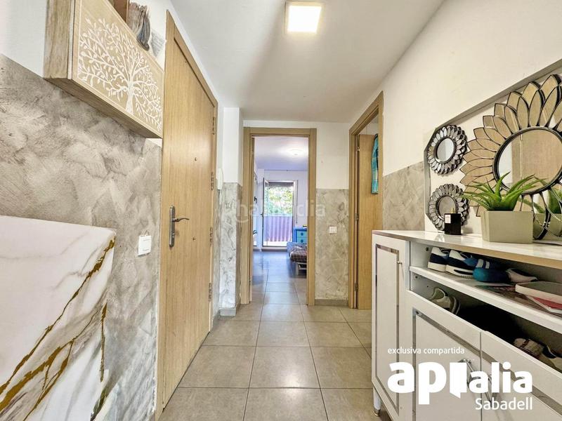 Foto fd453555-bd32-479f-9a28-b55e169c48bc. Appartamento con parcheggio in Can Puiggener Sabadell