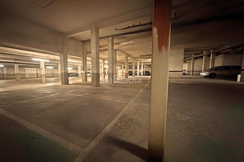 Foto 1a7f2033-11a0-45b5-b42c-ca926deb667e. Pis amb calefacció aparcament a Creu Alta Sabadell