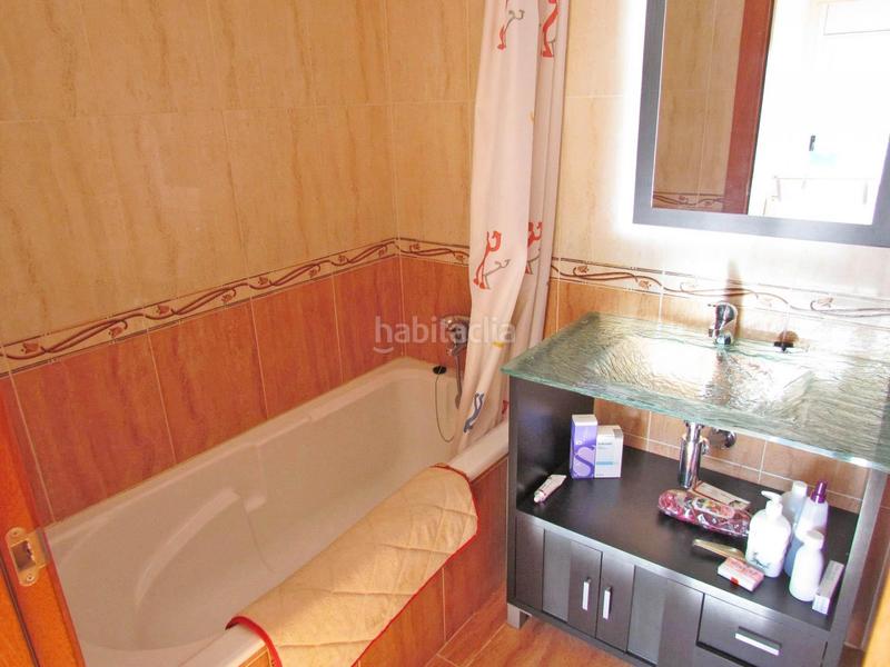 Foto 571f5e55-7905-4b59-b2ab-f46bbba6e8f8. Pis amb calefacció aparcament a Egara Terrassa