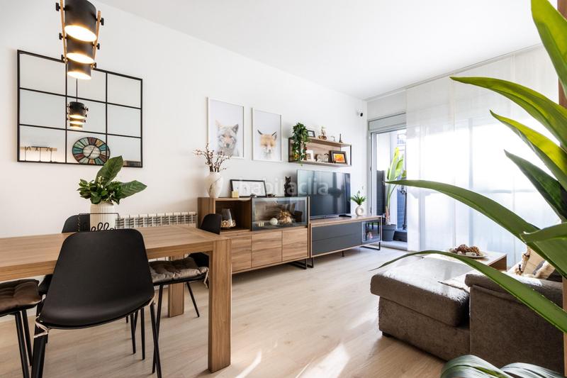 Foto 4e401627-f4e6-4376-b9d5-25e1e34d6a24. Appartement avec chauffage parking dans Eixample Sabadell