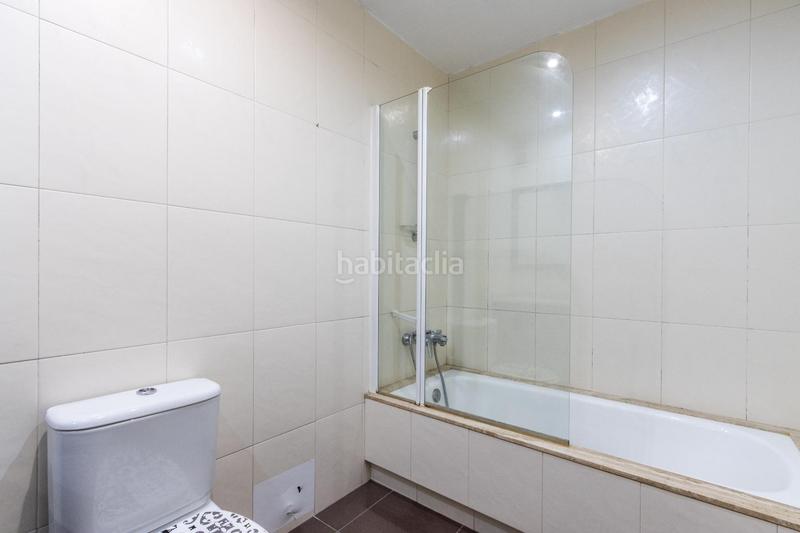 Foto 08bab5ea-6201-42d0-8ab2-00fa883c02c4. Etagenwohnung mit heizung in Centre Sabadell