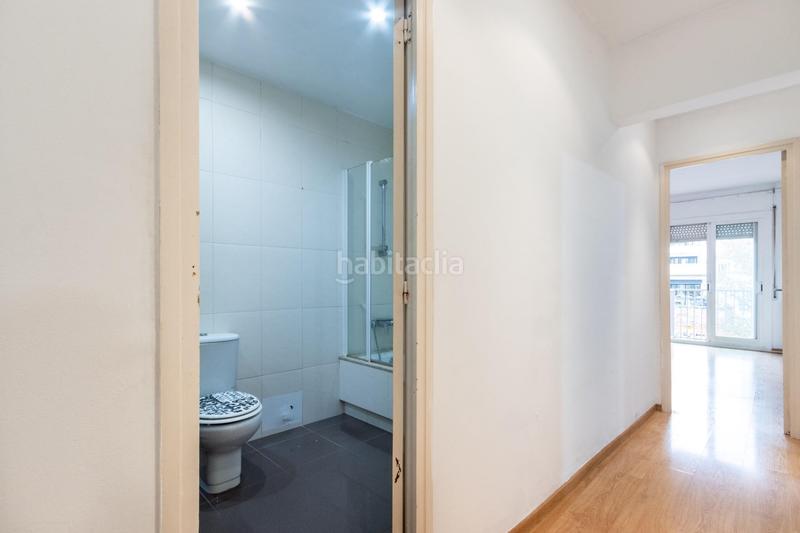 Foto 3a48e6c7-1f7a-4f7c-ac30-84225b30037b. Etagenwohnung mit heizung in Centre Sabadell