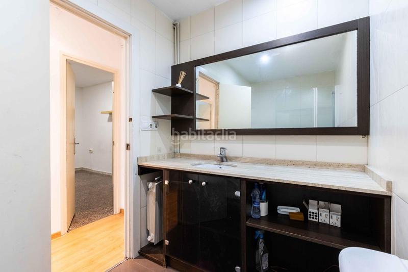 Foto b9aa8b79-3204-408e-a5cf-a72b962f3d5f. Etagenwohnung mit heizung in Centre Sabadell