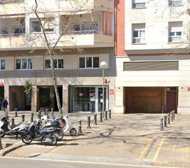 Parking coche en Passeig de pujades 31