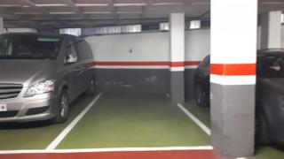 Parking coche en Passeig de Pujades 31