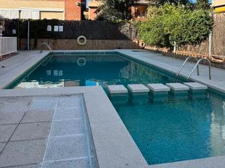 Casa a schiera  Carrer de berga