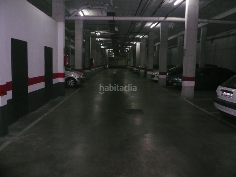 Foto 9b7b9e59-b680-4f0d-9fd2-4cec0f5c6433. Parking voiture dans El Cano - Los Bermejales Sevilla