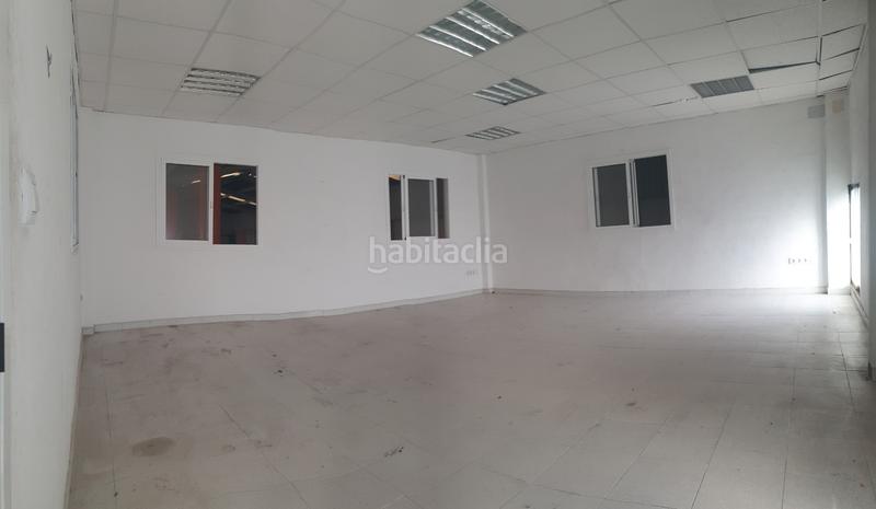 Foto 799560ca-2dac-446e-8241-b9f73df823d4. Alquiler nave industrial magnifica nave en Hacienda la Cartuja Tomares