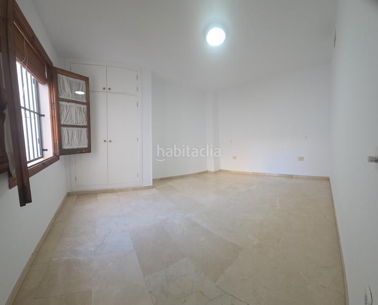 Foto df1b6d61-782d-4fd0-9f57-1c6281b674f9. Lloguer apartament amb aparcament a Arenal - Museo Sevilla