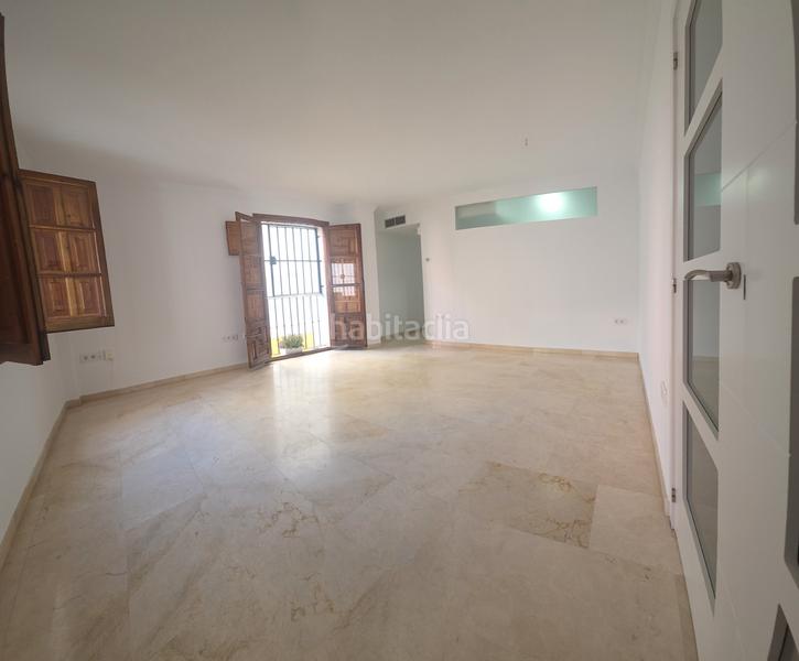 Foto f762ebbd-fdfc-4981-b364-93c537271ee2. Lloguer apartament amb aparcament a Arenal - Museo Sevilla