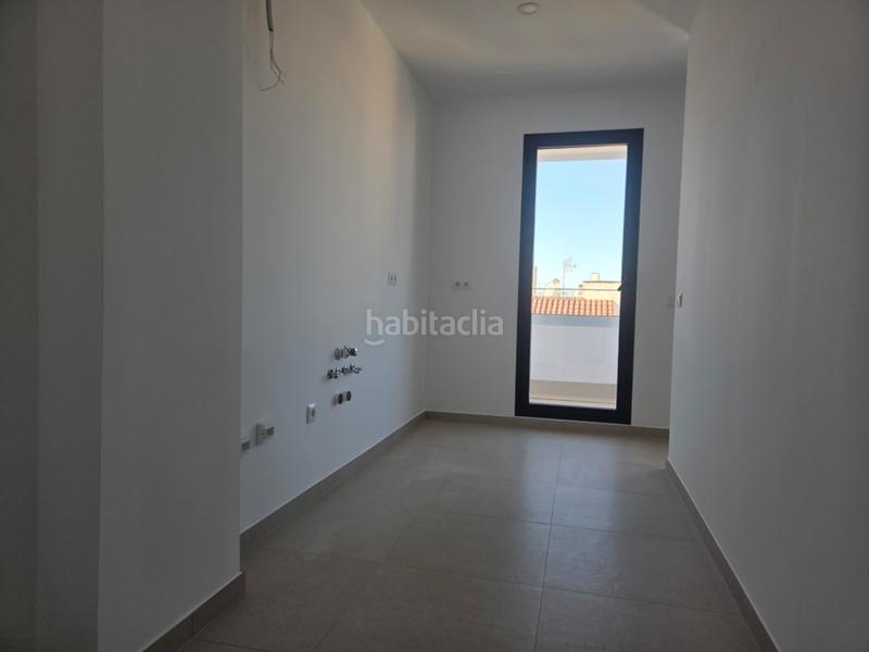 Foto 381a053c-8e1e-4ceb-870d-87fae52f13e4. Appartement dans calle la rambla de almería 1 dans Bellavista Sevilla