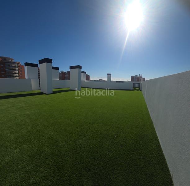 Foto bf6b4eac-9318-42c3-81f4-0f775b2b5b89. Appartement dans calle la rambla de almería 1 dans Bellavista Sevilla