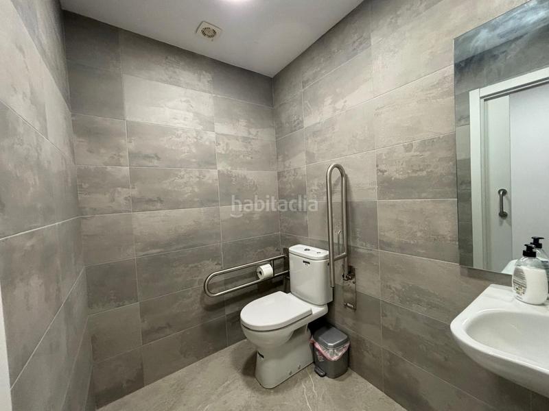 Foto 0c7f1ba1-76c1-4269-87d7-6e4f8f571dec. Local comercial en L´Antiga Esquerra de l´Eixample Barcelona