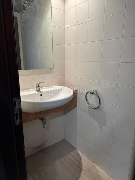 Foto e6f788ef-b8da-40e7-ba56-1784a735683e. Local comercial en Putget - Farró Barcelona