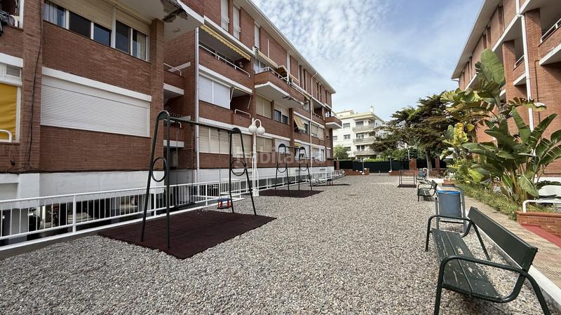 Foto 34c28b0d-a088-4ae8-8051-77c75e6e31b4. Location appartement avec parking piscine dans Ribes Roges Vilanova i la Geltrú