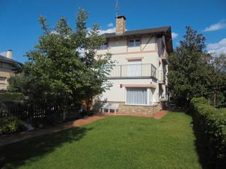 Location Chalet à Seu d´Urgell (La). Espectacular xalet en zona residencial