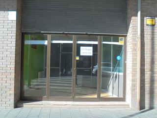 Lloguer Local Comercial  Carrer bisbe iglesias navarri. Local comercial zona institut