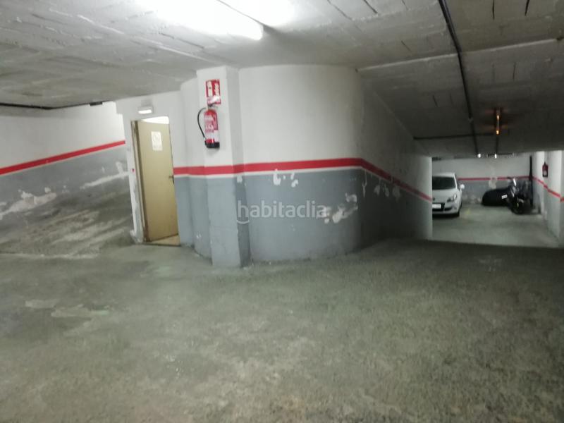 Foto 0b345d62-8da8-4ea9-a358-2ce1dbdccc9b. Parking coche novedad! en Centre Hospitalet de Llobregat (L´)