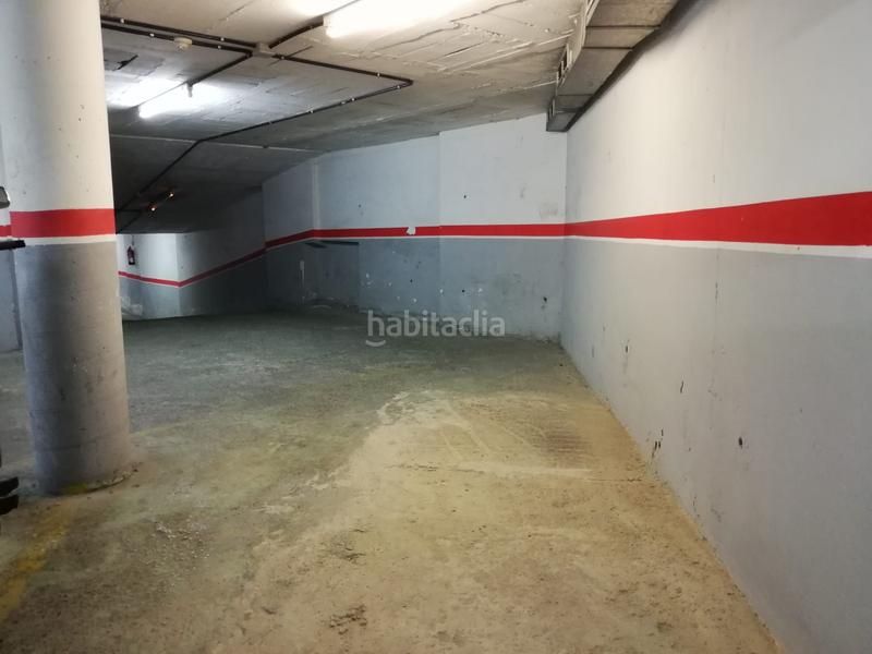 Foto 4018fe3c-b767-41bf-bd61-12bf756ab06f. Parking coche novedad! en Centre Hospitalet de Llobregat (L´)