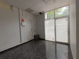 Lloguer Local Comercial a La Florida. ¡gran oportunidad!