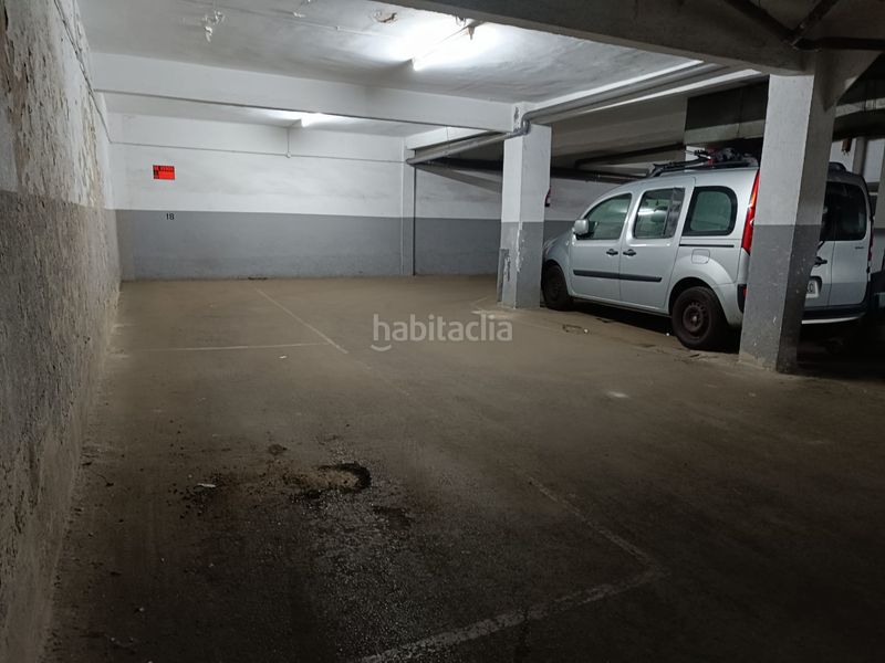 Foto 610d4e78-ce31-4514-8c4b-e621ff701d5b. Aparcament cotxe a Can Vidalet Esplugues de Llobregat