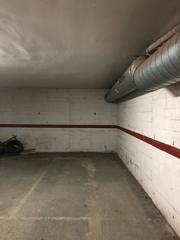 Aparcament cotxe a Carrer d'estapé 24