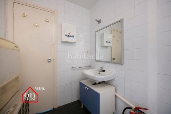 Foto 35f8469c-58db-4ada-b3fe-dad7023310bc. Local comercial en carrer de manel farrés 15 local en venta en calle de manel farrés, 15 en Sant Cugat del Vallès
