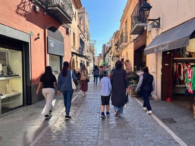 Foto d1d5c154-7d6e-4270-bc22-7db7c416dcf1. Affitto locale commerciale in Centre - Estació Sant Cugat del Vallès