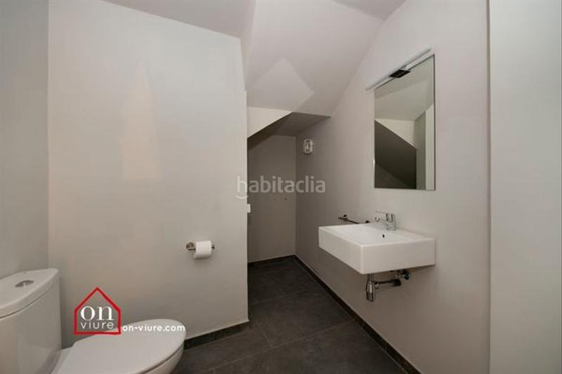 Foto e2225d8a-f1db-4014-9949-497aaabfc5c0. Lloguer local comercial amb calefacció a Centre - Estació Sant Cugat del Vallès