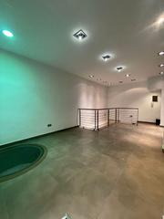 Location Local commercial à Carrer de santa maria 26. Alquiler de local en santa maría, 26