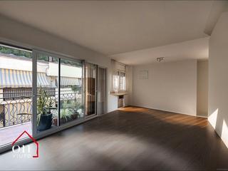 Pis  Carrer de monturiol. Piso en venta en calle de monturiol