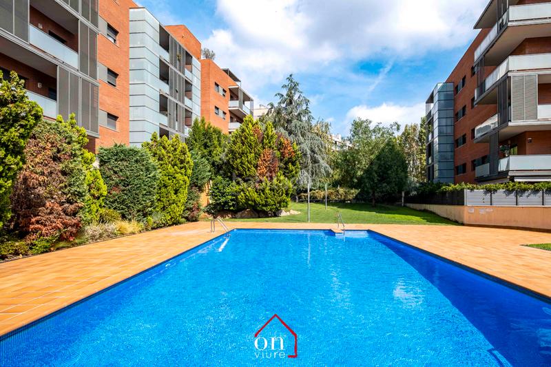 Foto 90dcde98-78e1-4af6-b09a-801bfdbde305. Piso  en venta en cl josep irla en Turó de Can Mates Sant Cugat del Vallès