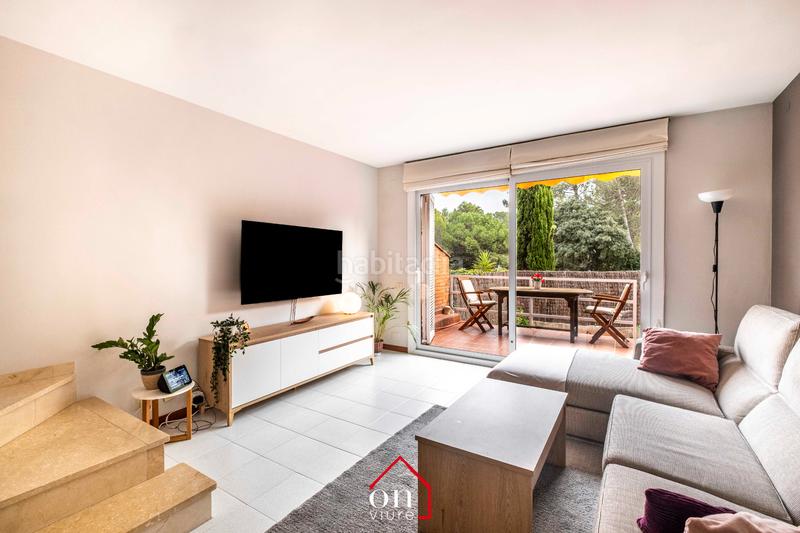 Foto 951777e5-4333-4d73-9948-a9df71cb3ad0. Casa a schiera con camino riscaldamento parcheggio in Sant Cugat del Vallès