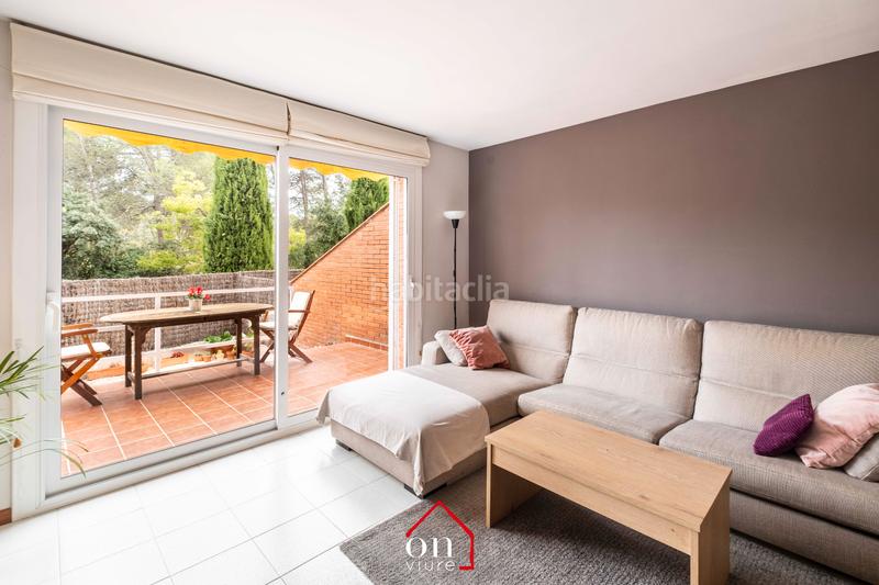 Foto d3baad33-8f3a-4280-bcdb-0f6c0bcbe797. Casa a schiera con camino riscaldamento parcheggio in Sant Cugat del Vallès