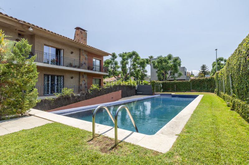 Foto 25569b80-e300-4a7c-84ab-c9fb63098c05. Planta baja piso en venta en carretera de vallvidrera 147, Arxius, sant cugat del vallés en Sant Cugat del Vallès